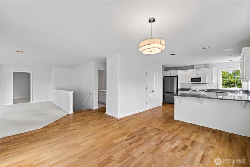 Property photo for 2618 Washington Boulevard, Anacortes photo 12