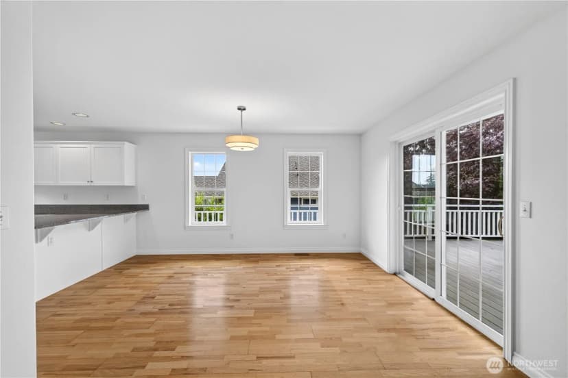 Property photo for 2618 Washington Boulevard, Anacortes photo 10
