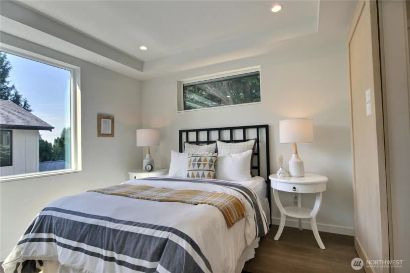 Property photo for 811 Ne 90th Street, Seattle photo 11