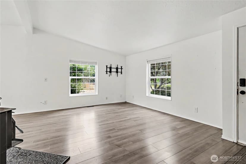 Property photo for 19706 215th Street E, Orting photo 6