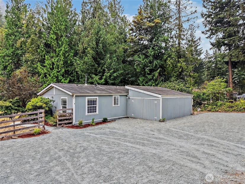 Property photo for 19706 215th Street E, Orting photo 2