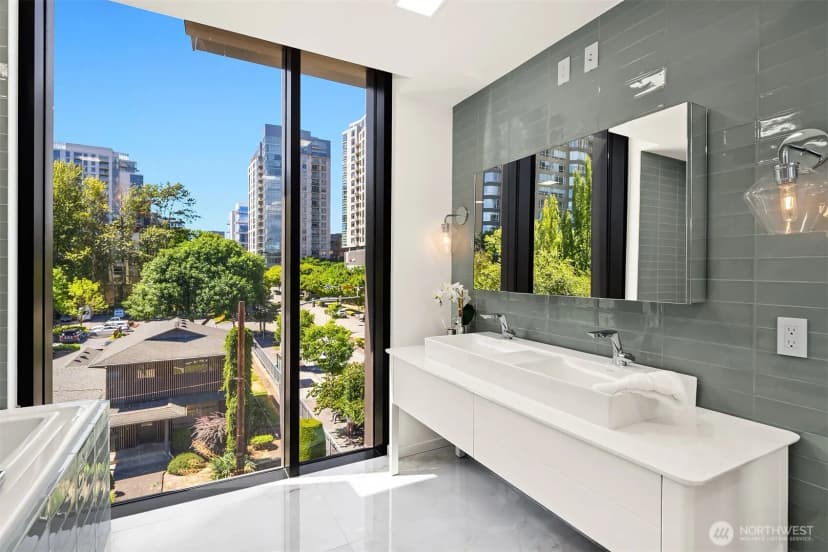 Property photo for 999 110th Avenue Ne #300, Bellevue photo 21
