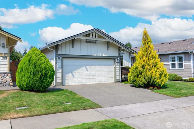 Property photo for 4933 Bend Drive Ne, Lacey photo 3