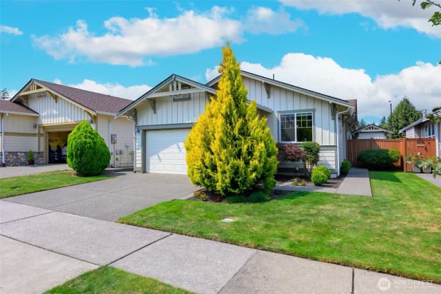 Property photo for 4933 Bend Drive Ne, Lacey photo 2