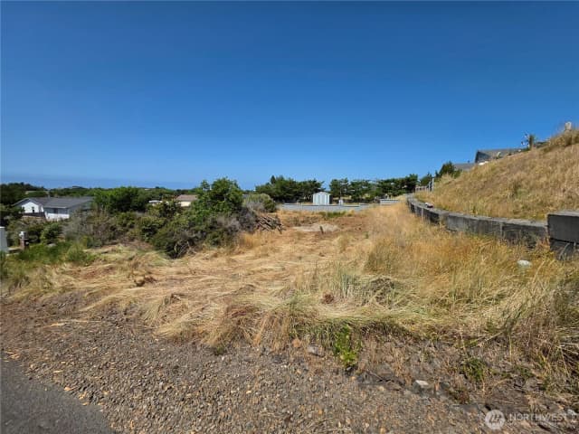 Property photo for 32008 I Street, Ocean Park photo 3