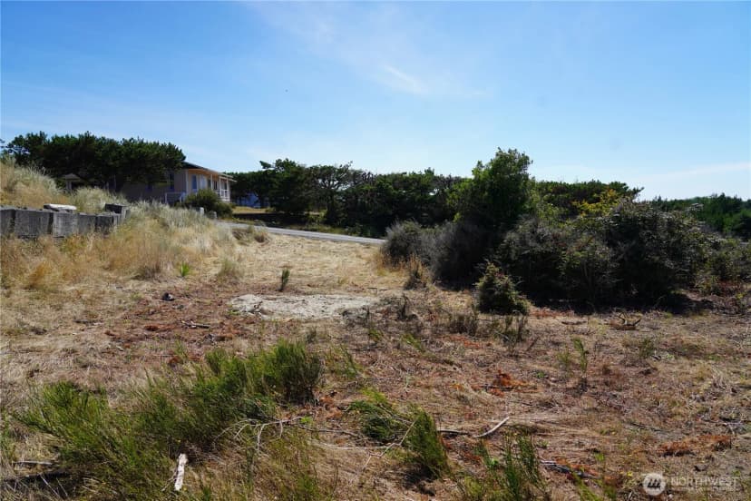 Property photo for 32008 I Street, Ocean Park photo 10