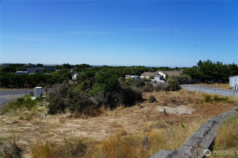Property photo for 32008 I Street, Ocean Park photo 6
