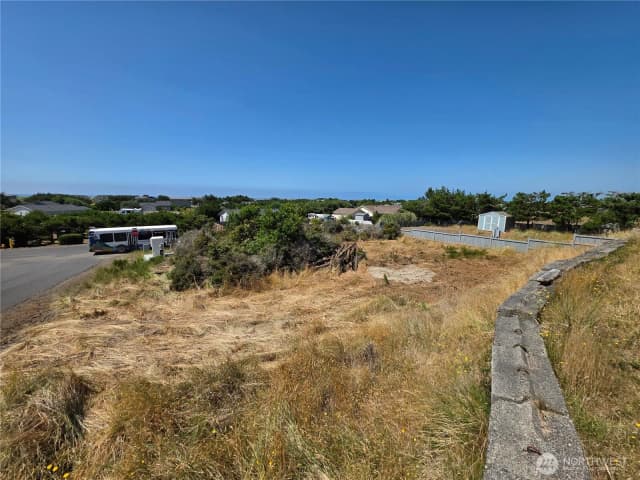 Property photo for 32008 I Street, Ocean Park photo 2