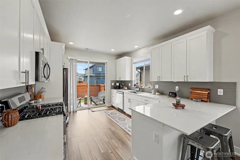 Property photo for 20745 152nd Street Ct E, Bonney Lake photo 14