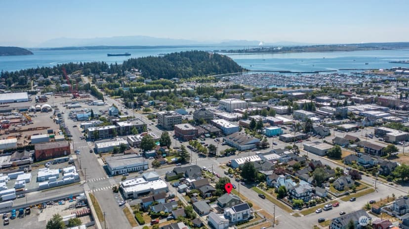 Property photo for 1118 4th Street, Anacortes photo 39
