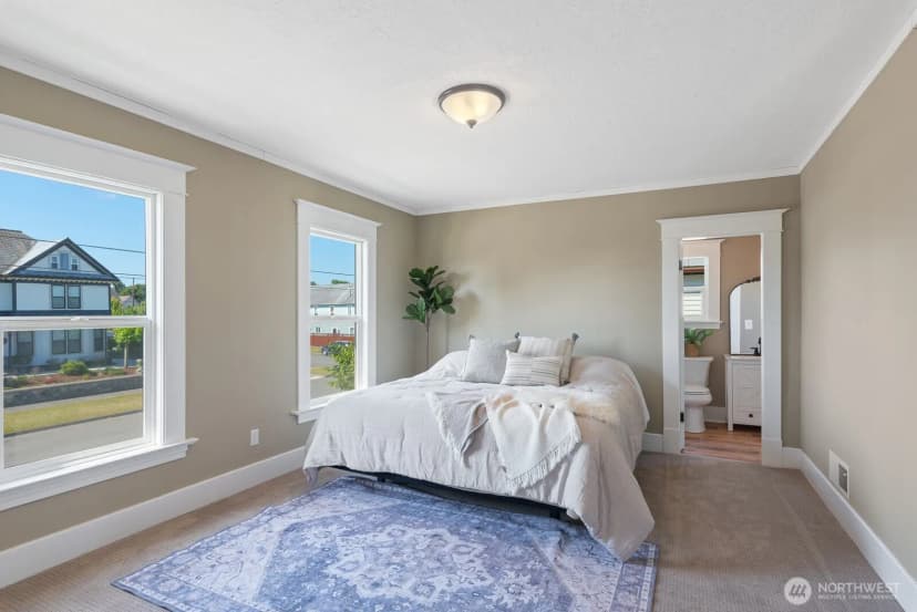 Property photo for 1118 4th Street, Anacortes photo 25