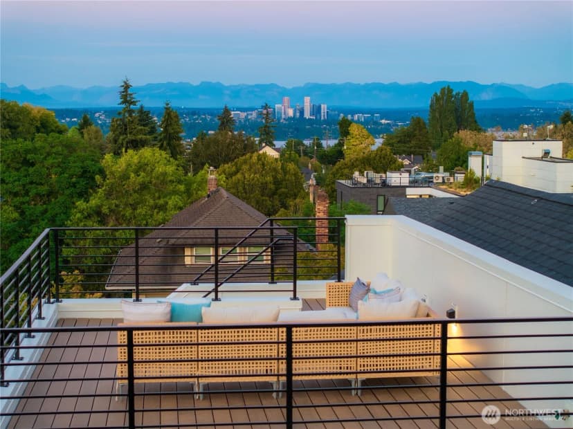 Property photo for 613 18th Avenue E, Seattle photo 35