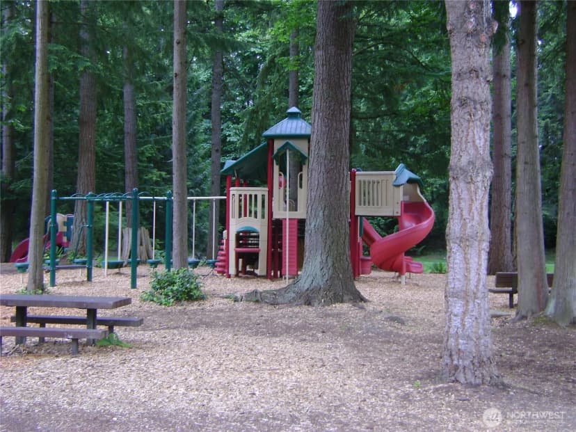 Property photo for 22011 Ne 27th Place, Sammamish photo 33