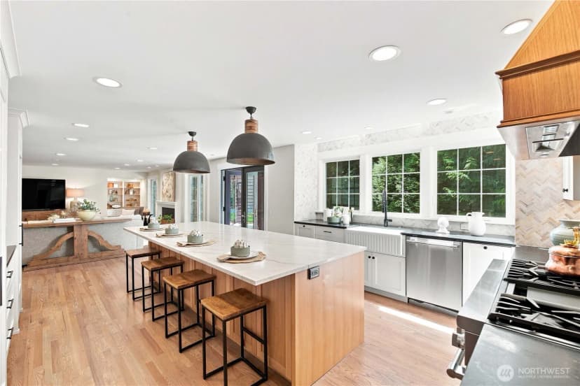 Property photo for 22011 Ne 27th Place, Sammamish photo 7
