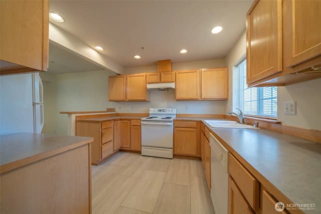 Property photo for 19503 22nd Avenue Se #2, Bothell photo 3