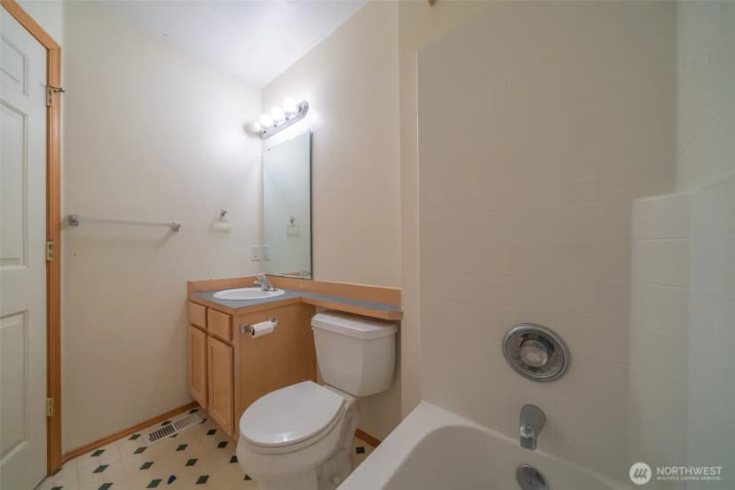 Property photo for 19503 22nd Avenue Se #2, Bothell photo 18