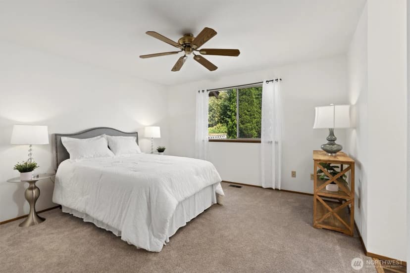 Property photo for 35002 14th Avenue Sw, Federal Way photo 14