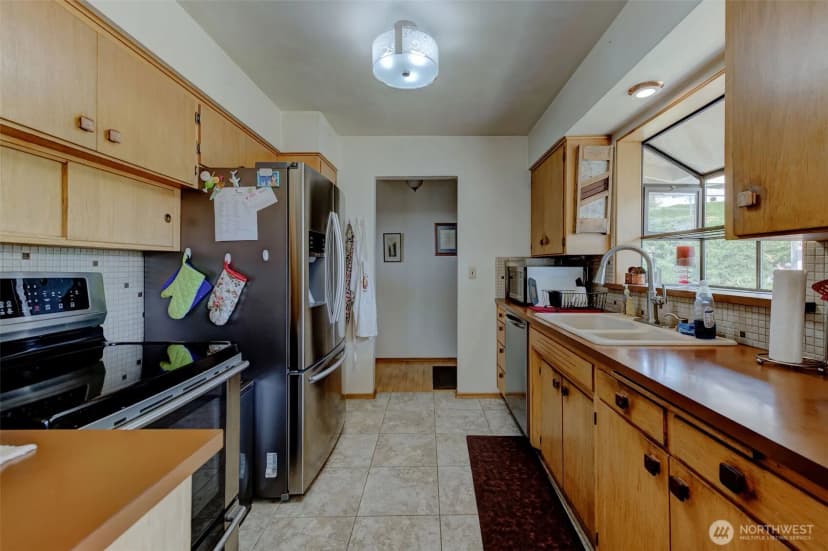 Property photo for 840 N Kentucky Avenue, East Wenatchee photo 12