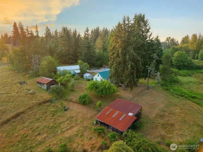 Property photo for 31017 144th Avenue E, Graham photo 33