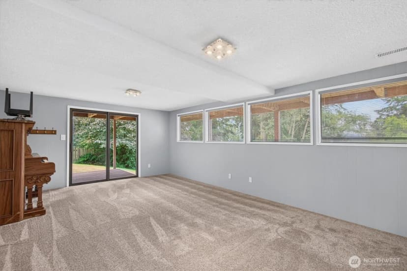 Property photo for 48 Clover Street, Cathlamet photo 22