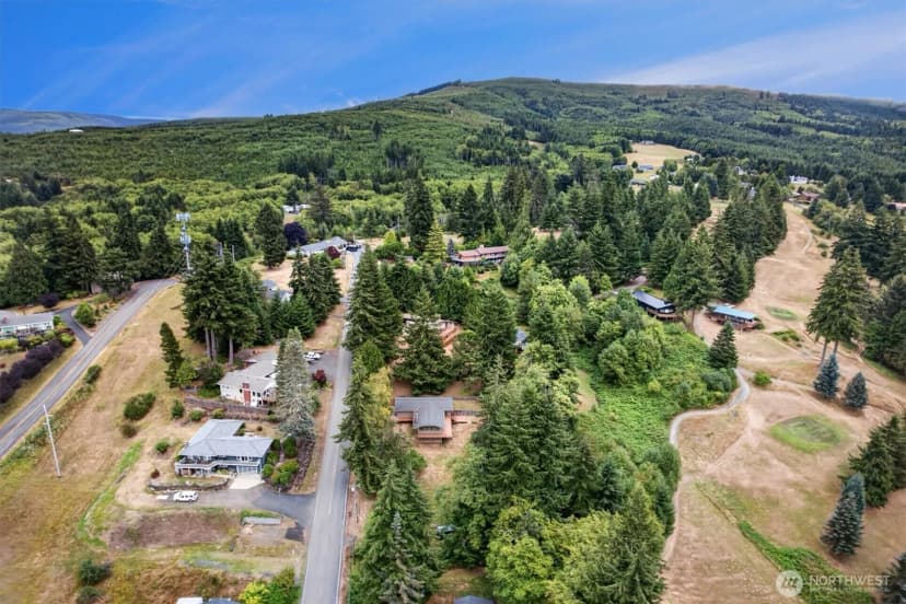 Property photo for 48 Clover Street, Cathlamet photo 39