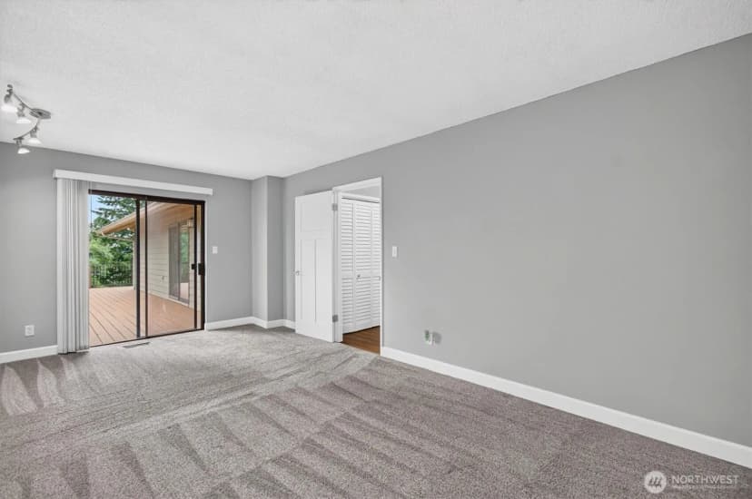 Property photo for 48 Clover Street, Cathlamet photo 17