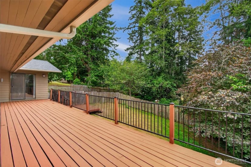 Property photo for 48 Clover Street, Cathlamet photo 32