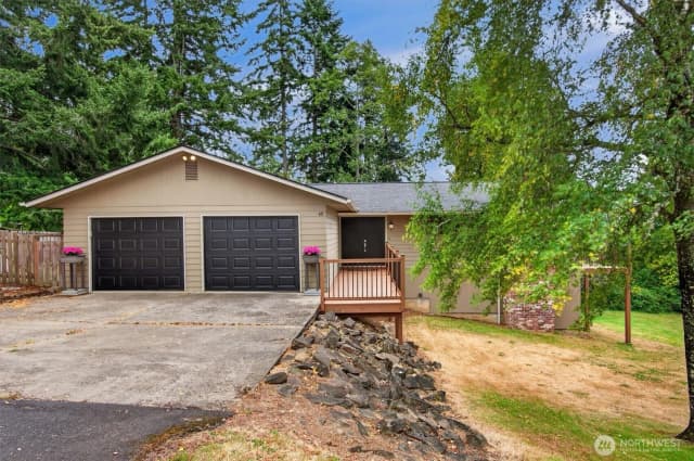 Property photo for 48 Clover Street, Cathlamet