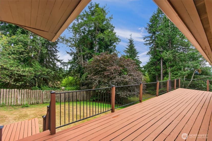 Property photo for 48 Clover Street, Cathlamet photo 30