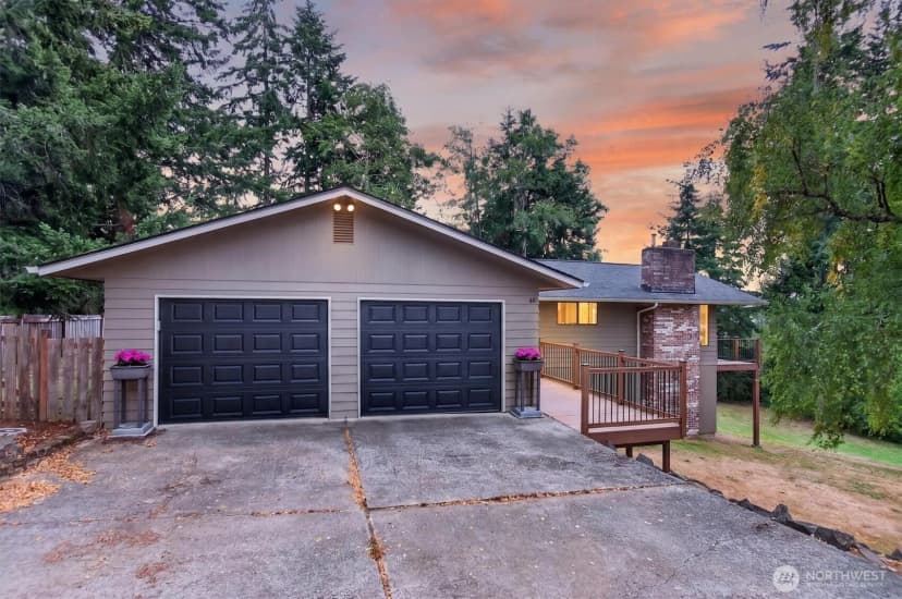 Property photo for 48 Clover Street, Cathlamet photo 36