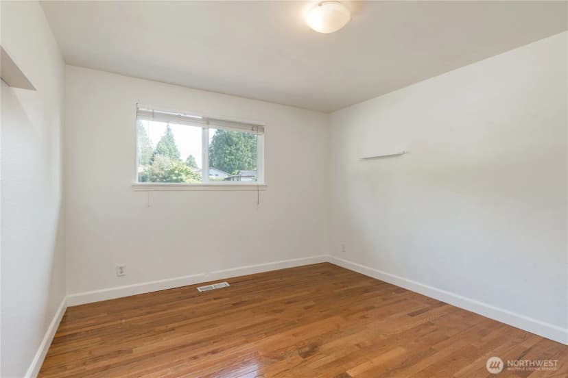 Property photo for 32501 112th Place Se, Auburn photo 18