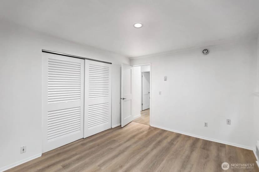 Property photo for 7064 35th Avenue Ne #2, Seattle photo 21