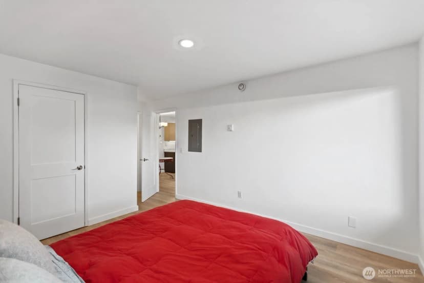 Property photo for 7064 35th Avenue Ne #2, Seattle photo 24