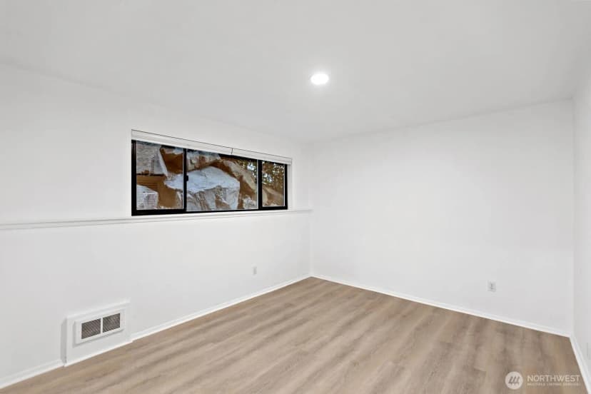 Property photo for 7064 35th Avenue Ne #2, Seattle photo 20