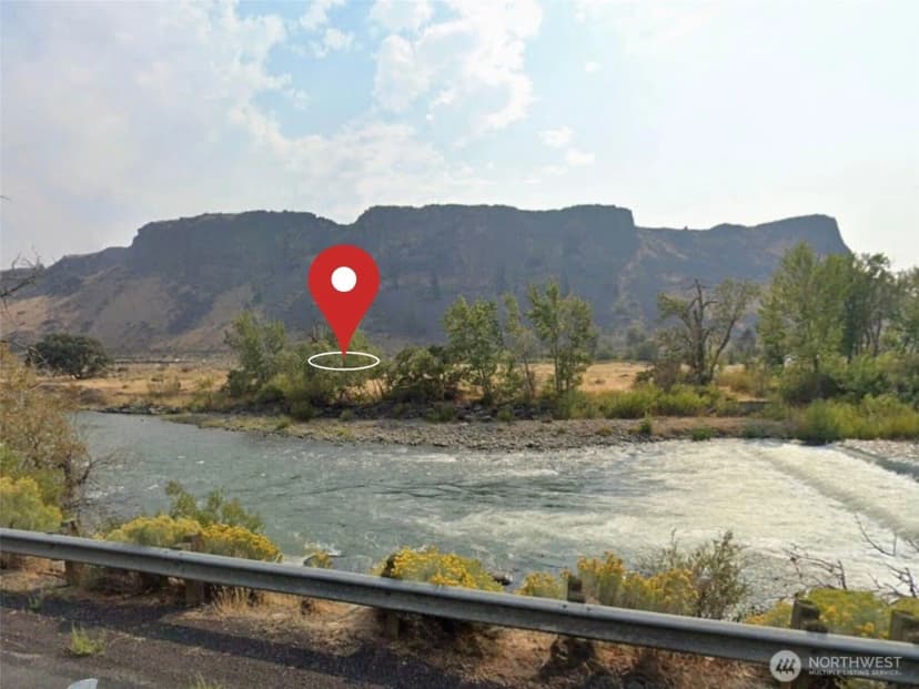 Property photo for 320 Lake Naches Road, Naches photo 12