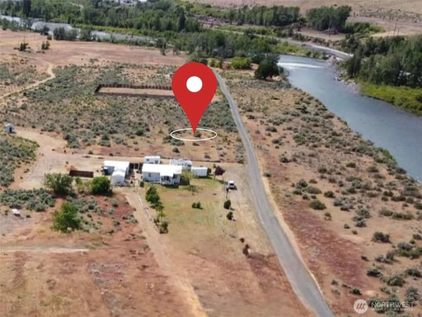Property photo for 320 Lake Naches Road, Naches photo 17