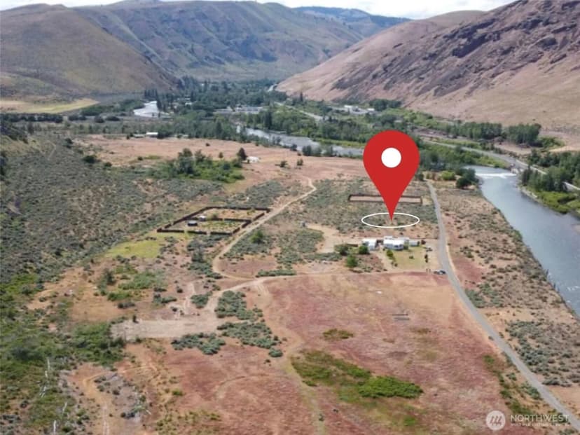 Property photo for 320 Lake Naches Road, Naches photo 16