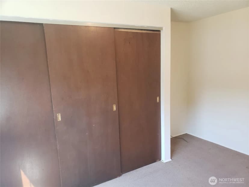 Property photo for 4720 Merlin Street, Longview photo 9