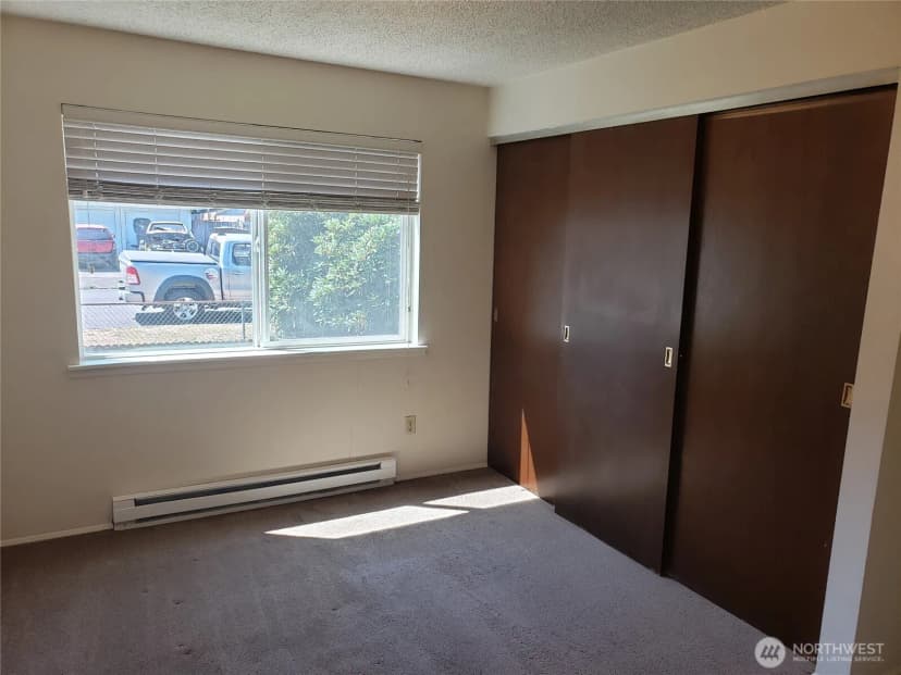 Property photo for 4720 Merlin Street, Longview photo 8