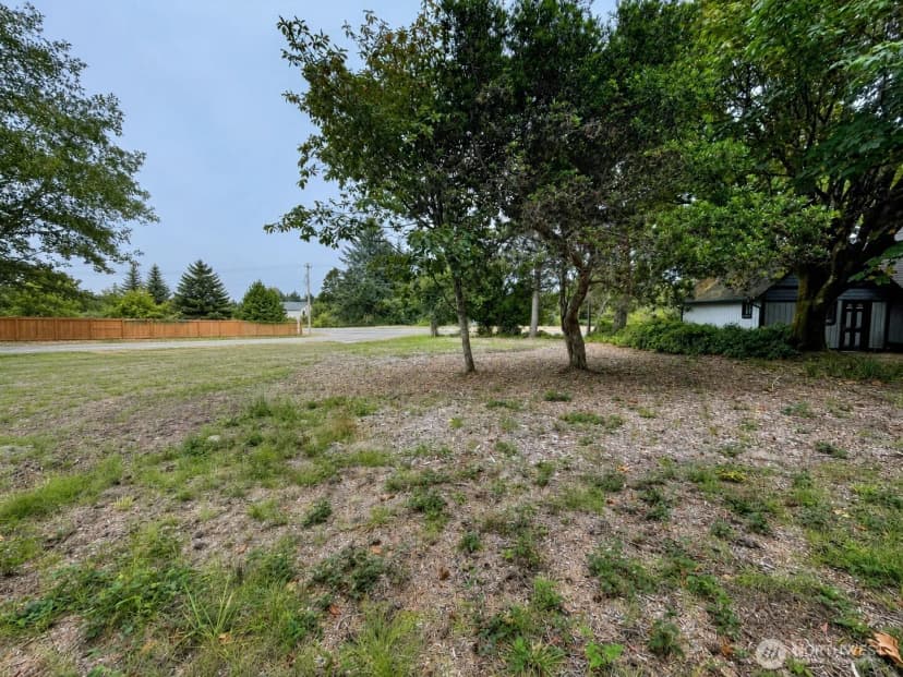 Property photo for 549 Point Brown Avenue Sw, Ocean Shores