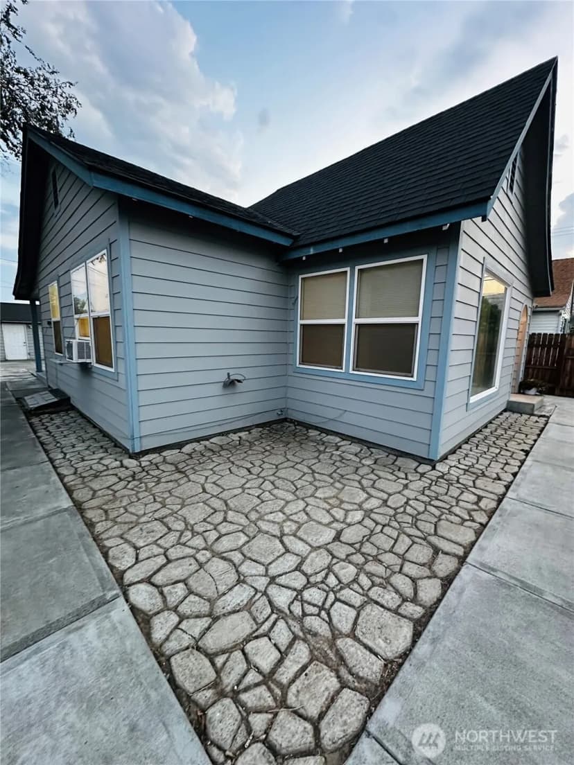 Property photo for 260 Sw 6th Avenue Sw, Ephrata photo 7