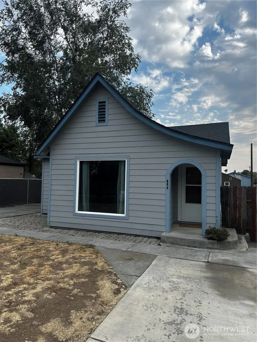 Property photo for 260 Sw 6th Avenue Sw, Ephrata photo 4