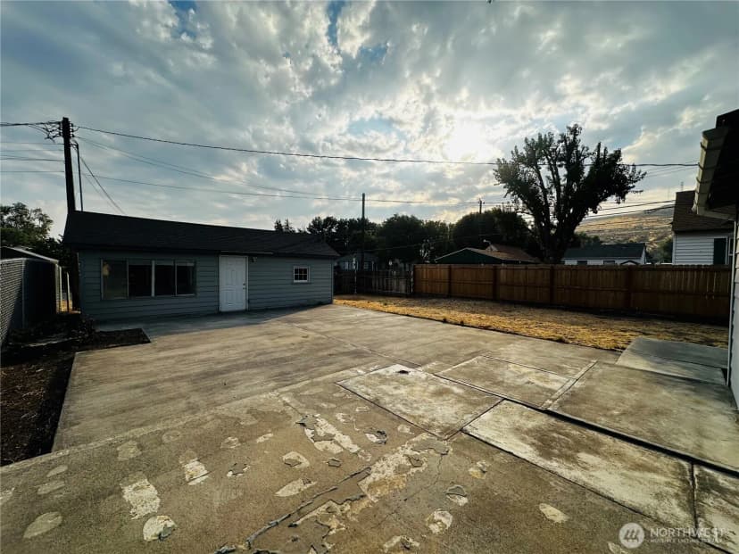Property photo for 260 Sw 6th Avenue Sw, Ephrata photo 31