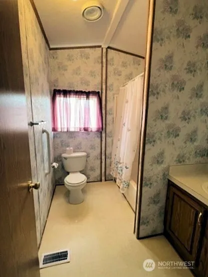 Property photo for 327 Beach Street, Pateros photo 27
