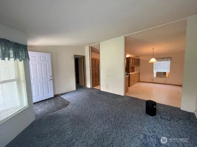 Property photo for 327 Beach Street, Pateros photo 6