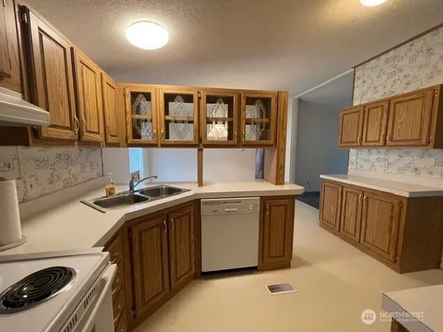 Property photo for 327 Beach Street, Pateros photo 11