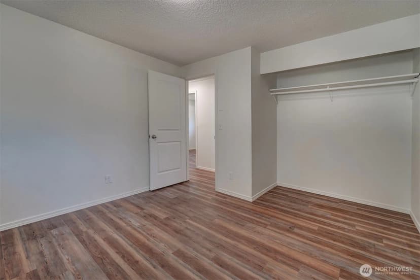 Property photo for 27019 Woodside Road Ne, Kingston photo 16
