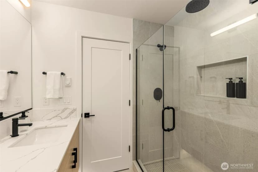 Property photo for 1914 C Ferry Avenue Sw, Seattle photo 20
