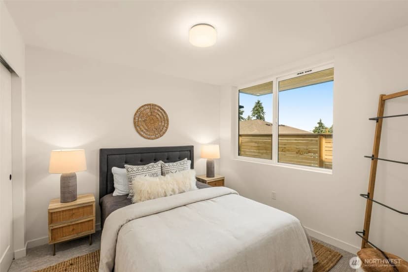 Property photo for 1914 C Ferry Avenue Sw, Seattle photo 11
