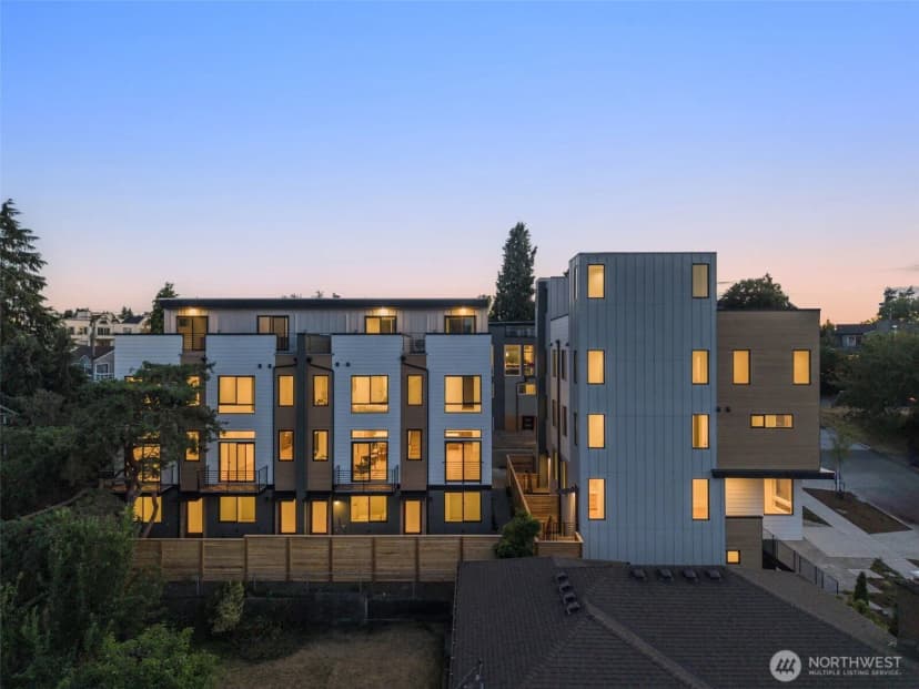 Property photo for 1914 C Ferry Avenue Sw, Seattle photo 26